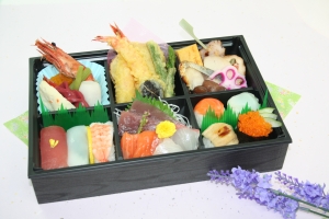 変更写真18天ぷら寿司刺身の和御膳2150円
